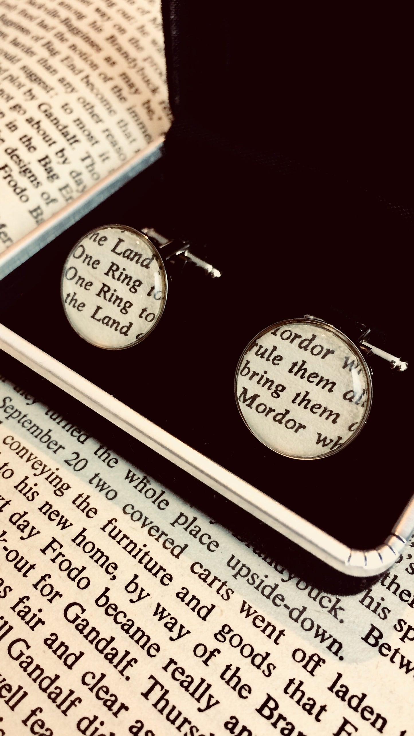 Lord of the Rings Wedding cufflinks - recycled books. Vintage book. Frodo. Bilbo. Gandalf. One Ring to rule them all. Gift for him. Tolkien.