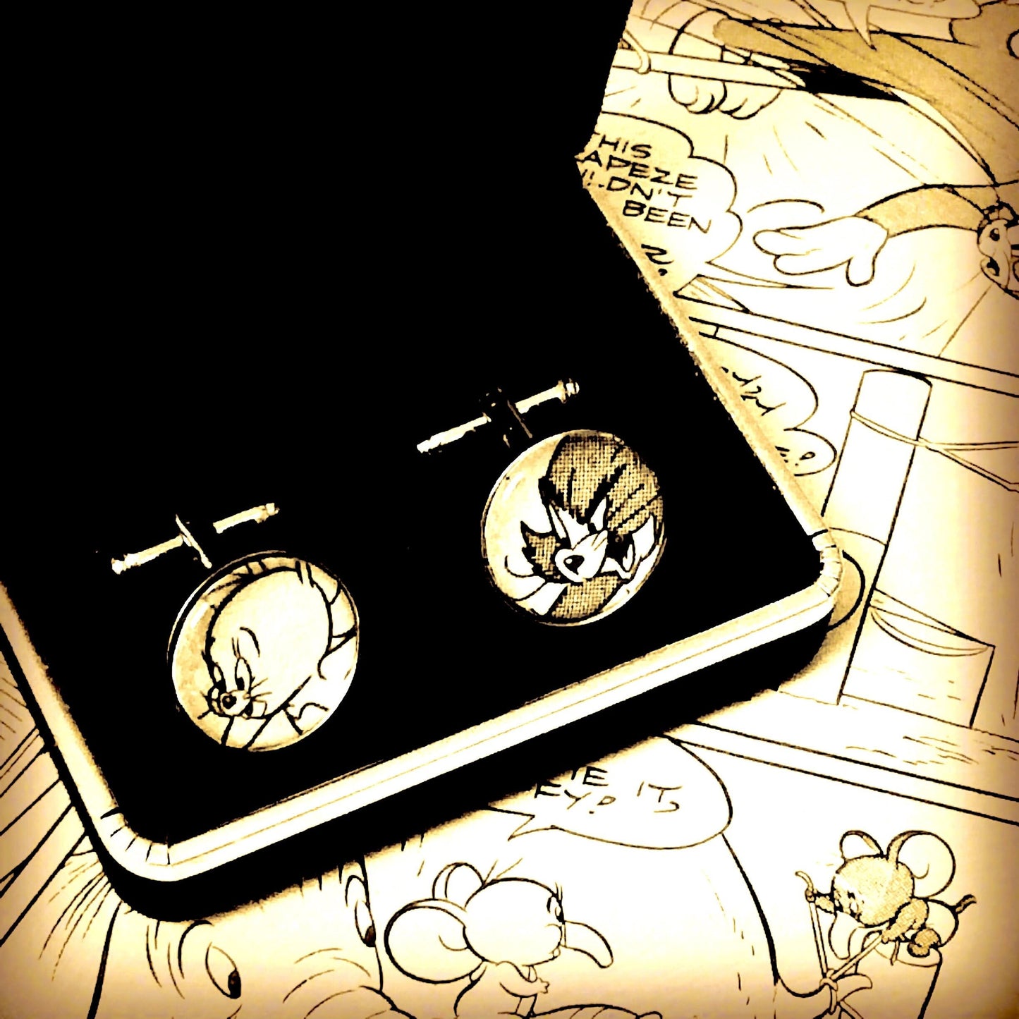 Tom and Jerry cufflinks - Vintage Recycled book. Nostalgic children's book. Book lover. Gifts for him. Novelty gift. Cartoon. Comic book.