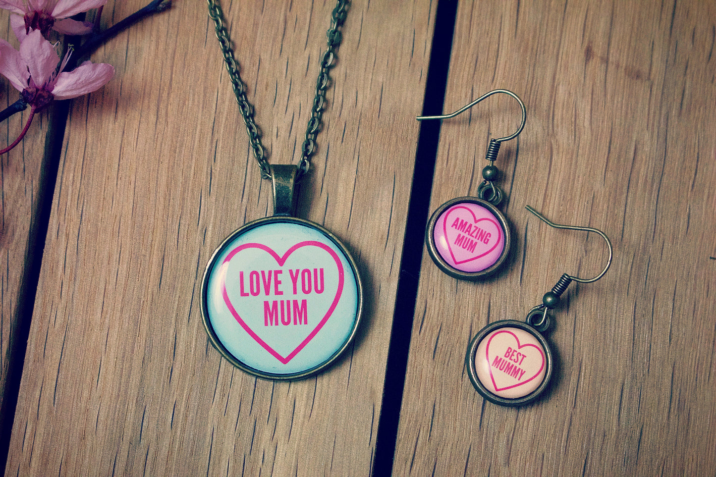 Love Hearts Necklace. Love You Mum! Amazing Mum! Gift for Granny. Grandmother. Retro sweets. Sweeties. Personalised message. Novelty candy