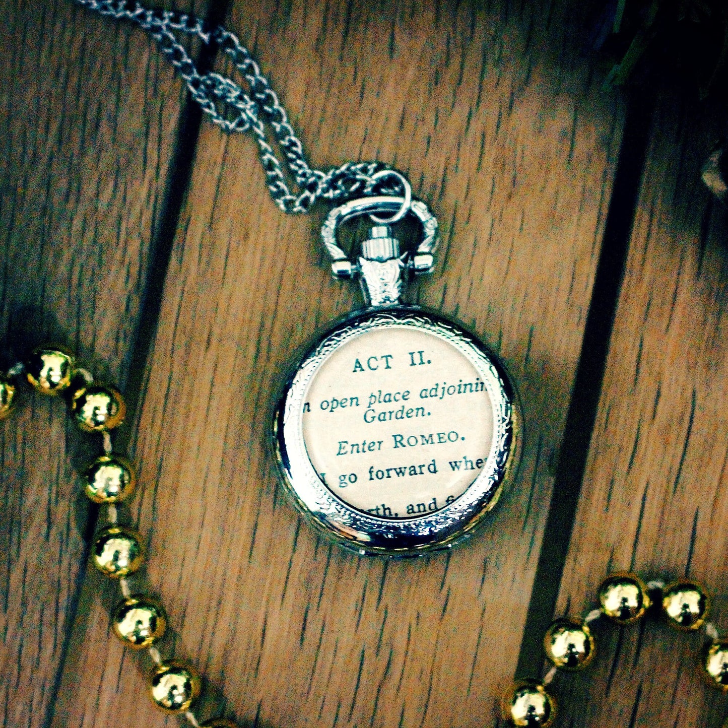 Recycled Shakespeare Page Pocket Watch. Book lover. Theatre. Actor. Gift for him. Gift for dad. Romeo and Juliet. Hamlet. Midsummer Nights.
