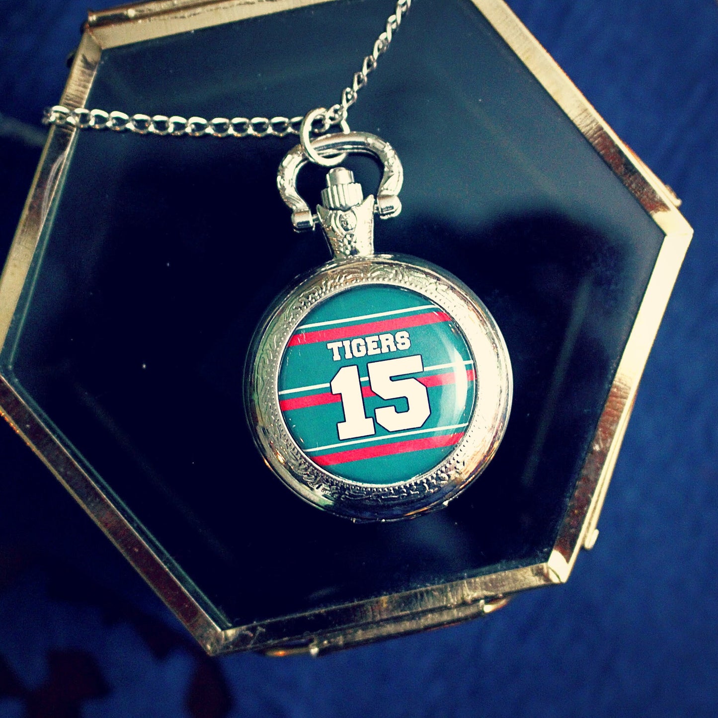 Leicester Tigers Rugby Pocket Watch. Personalised gift for rugby fan. Christmas present for men. Premiership Rugby Sports shirt Your name.