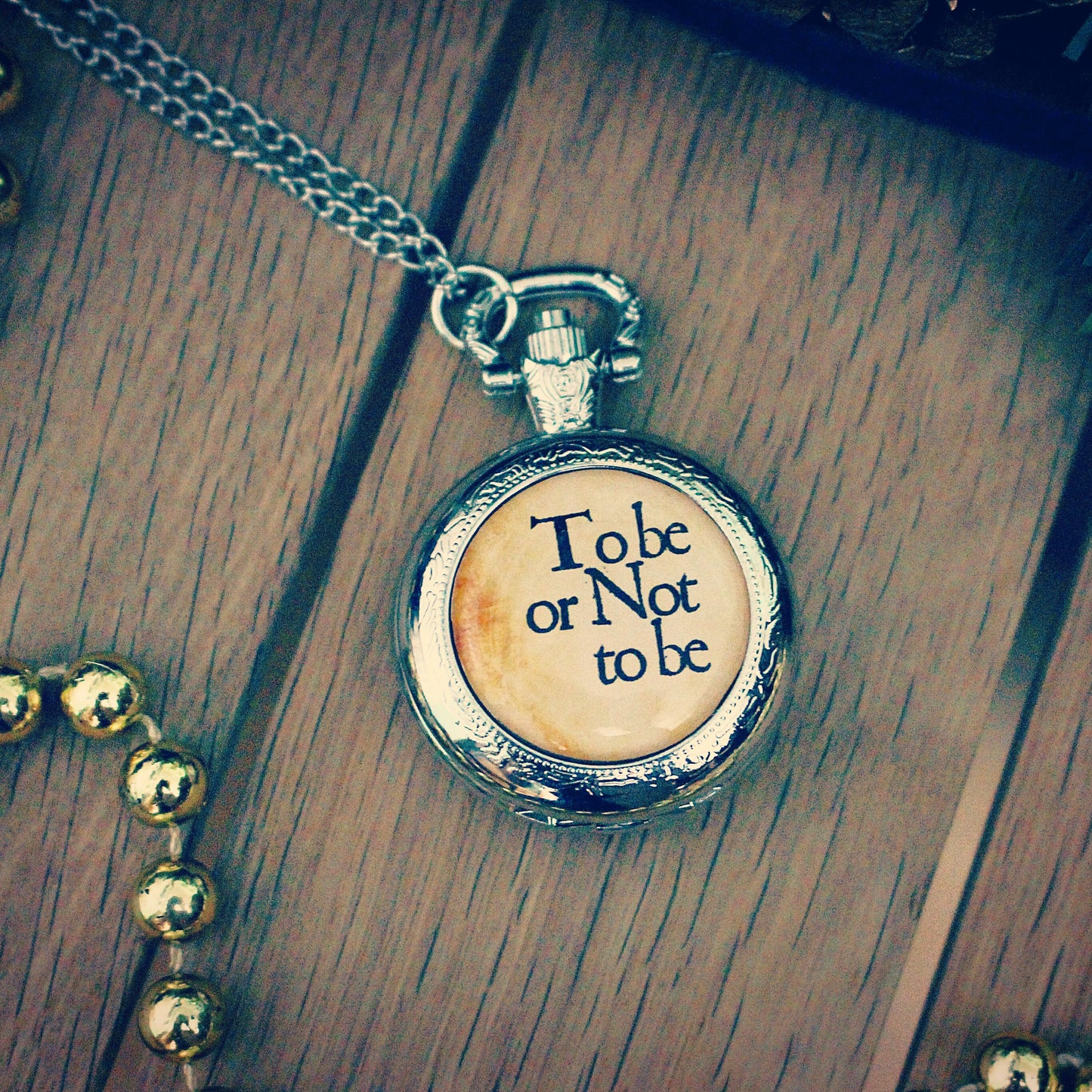 Shakespeare Quote Pocket Watch . Personalised Gift .Theatre, Actor, Poetry Wedding gift, groom, ushers, father of the bride, best man. To Be