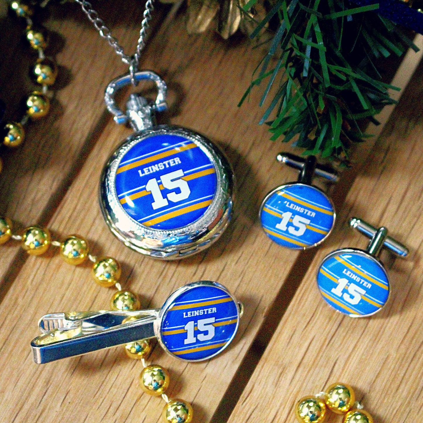 Arsenal football colours Pocket Watch. Gunners. Personalised gift for him. Favourite player. Arsenal legend. Football fan. Gift for dad.