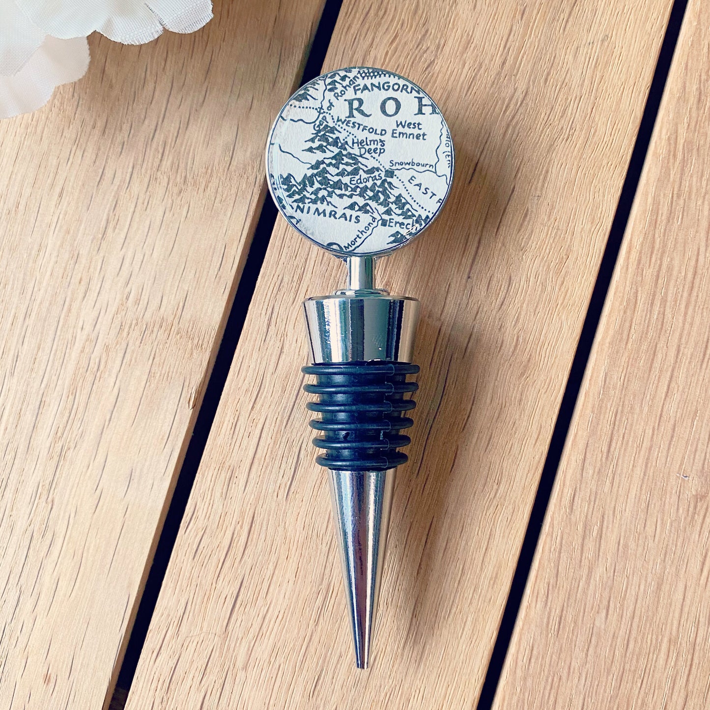 Lord of the Rings Bottle Stoppers. LOTR maps. The Shire. Helms Deep. Mordor. Wine lover gift. Mothers Day Gift. Gift for mum.