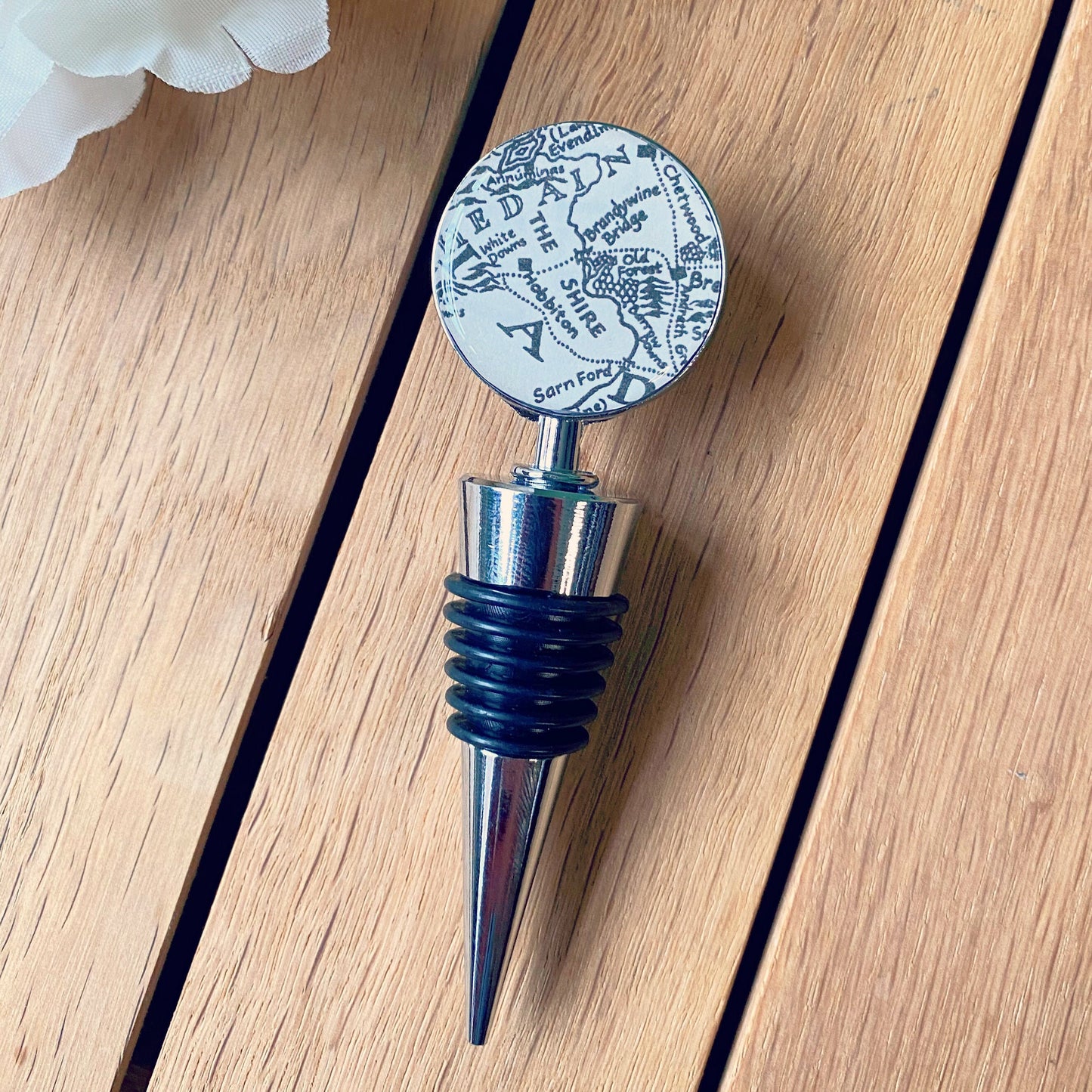 Lord of the Rings Bottle Stoppers. LOTR maps. The Shire. Helms Deep. Mordor. Wine lover gift. Mothers Day Gift. Gift for mum.