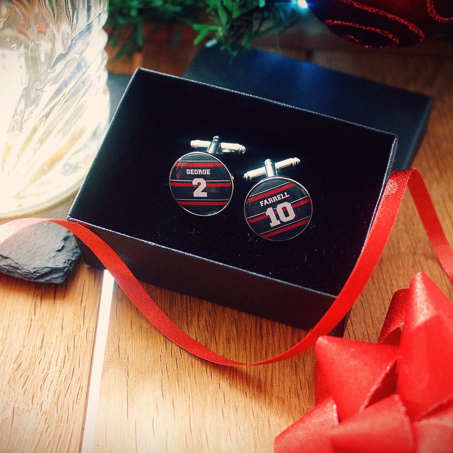 Saracens Rugby Cufflinks. Personalised gift for rugby fan. Christmas present for men. Premiership Rugby. Sports jersey. Tie Bar Pocket Watch