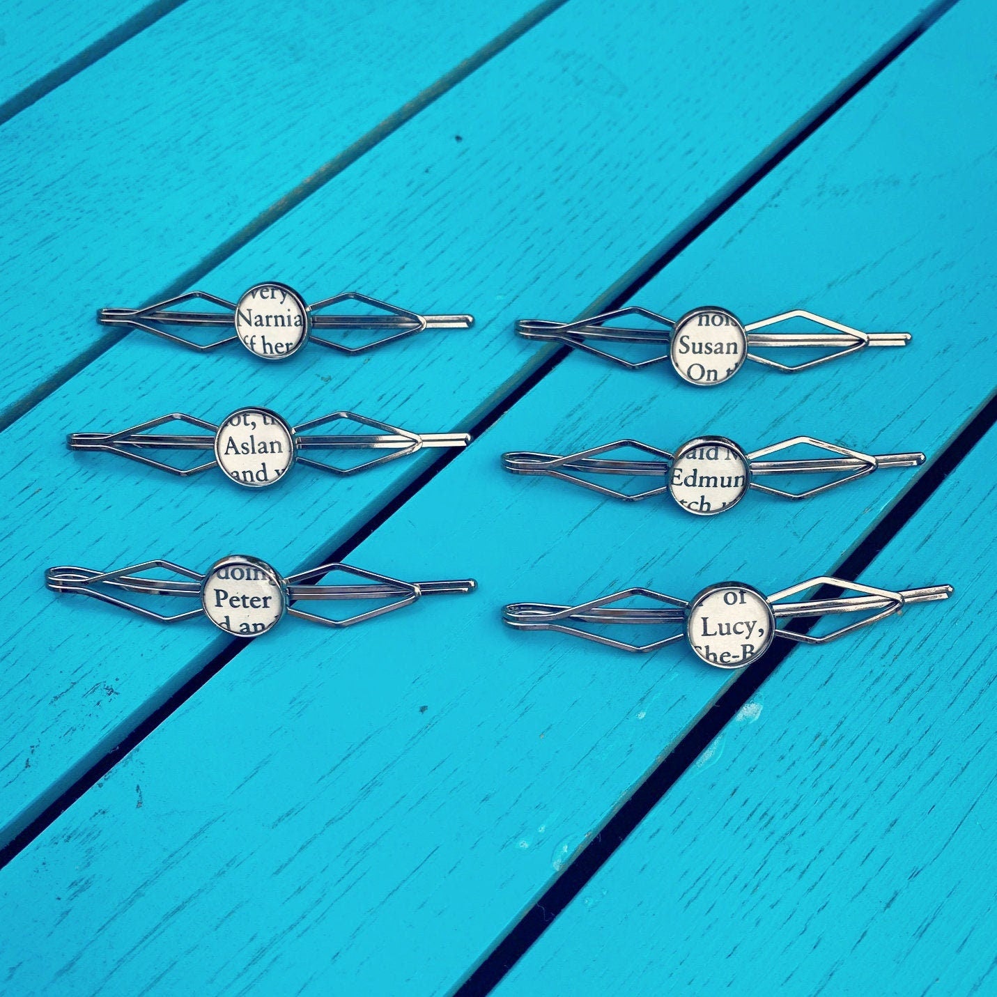 Recycled Narnia book page Hair Pins. Vintage hairpins. Aslan. Pevensie. Book lover hair clips. Mothers Day Gift. Gift for Mum. Bridesmaid