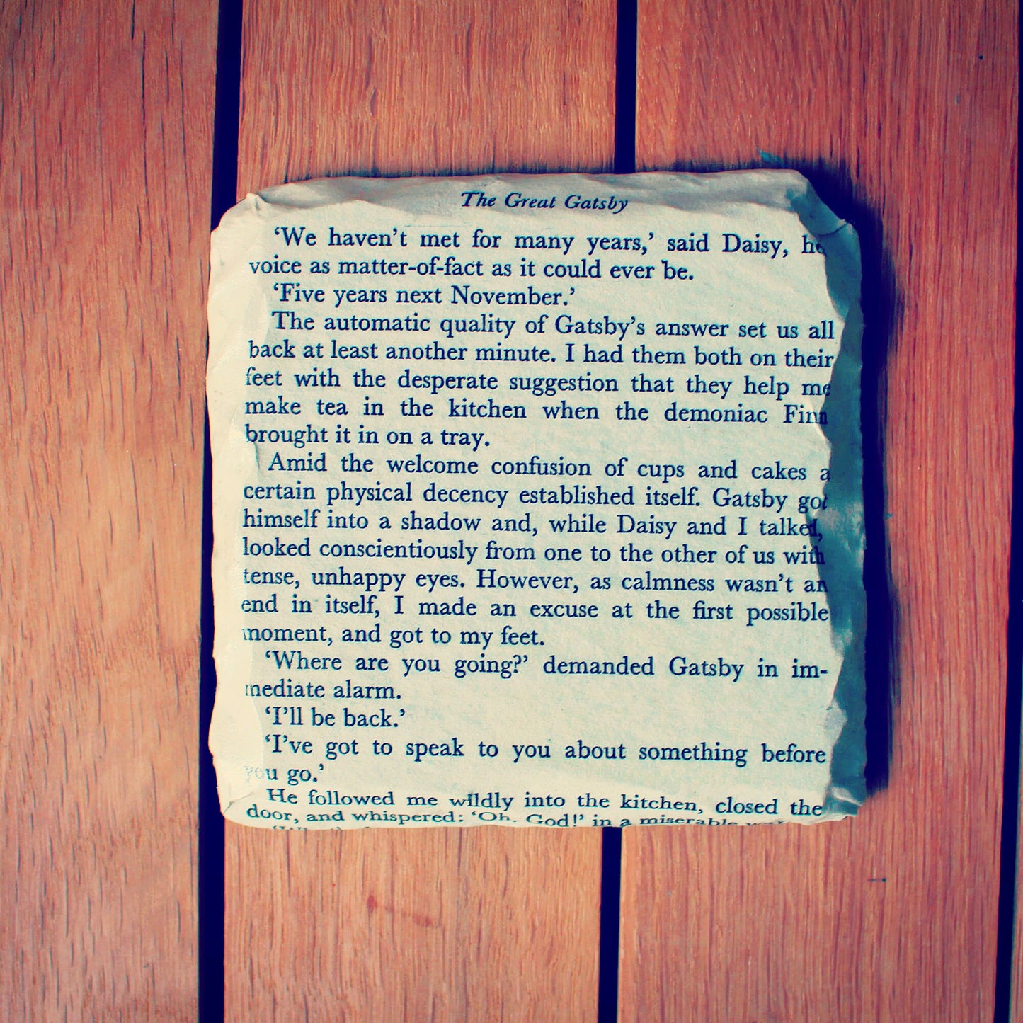 Set of 4 Recycled The Great Gatsby book page coasters. Book Lover gift. 1920s style. Gatsby Daisy. Beer Mat. Home office decor. Housewarming