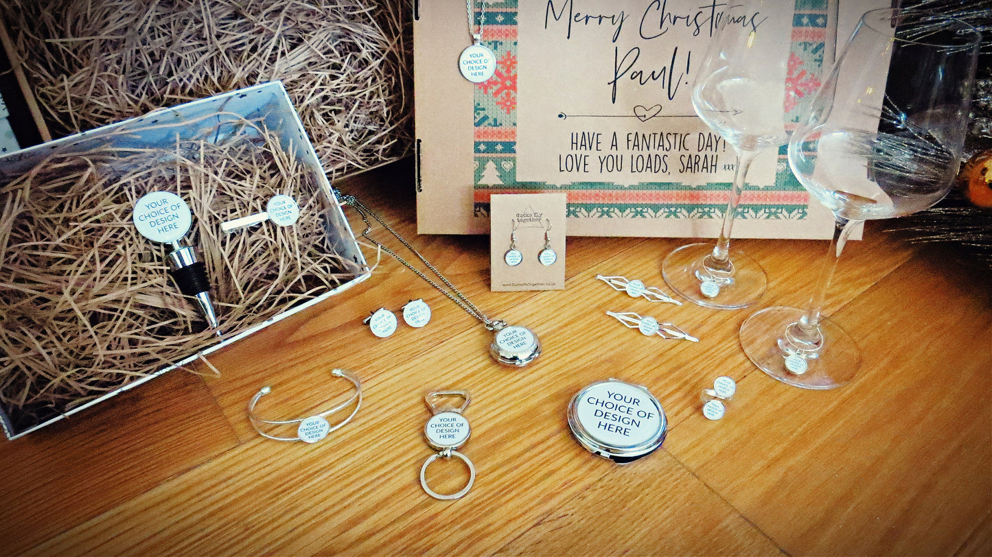 Christmas Gift Box for Him. Xmas hamper for men. Masculine presents. Hip flask. Festive socks. Personalised boyfriend husband brother dad