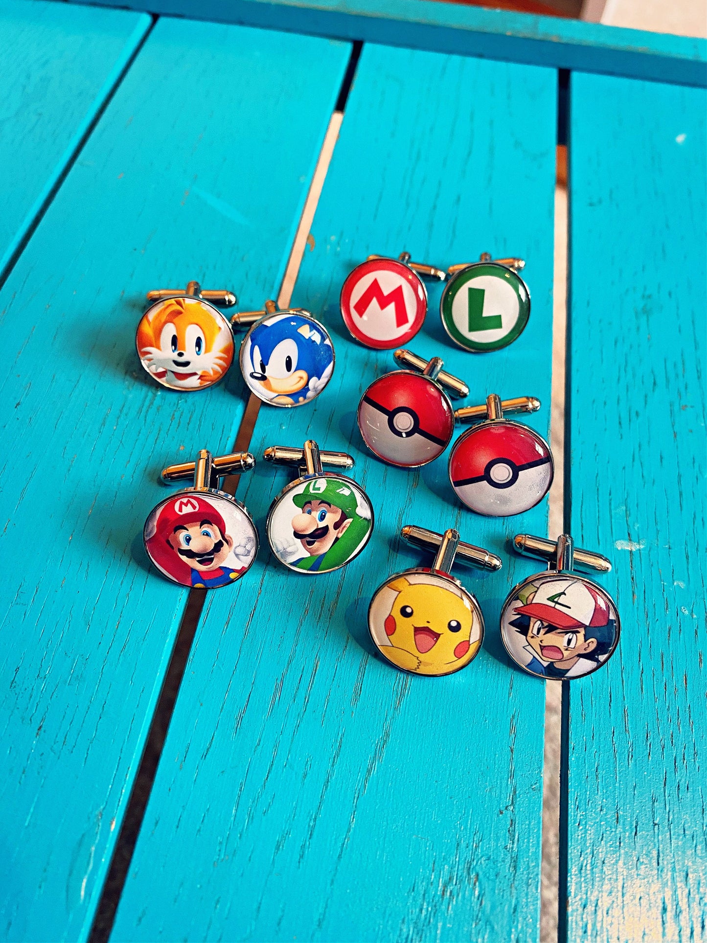 Retro Video Game Cufflinks. Old School Gamer Gift. RPG Gaming. Groomsmen Cufflink set. Arcade Game. Vintage Console Wedding Accessories.