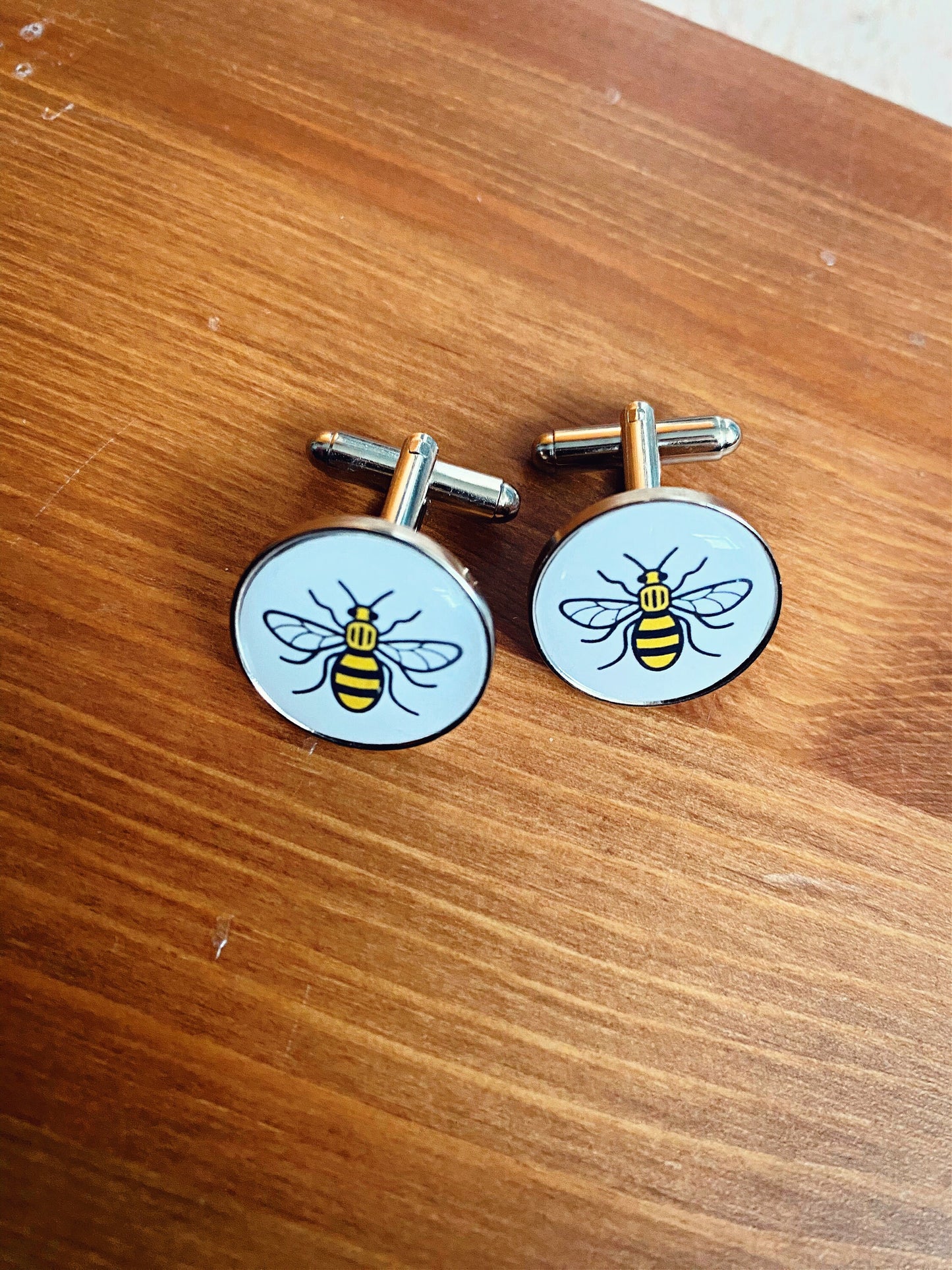 Manchester Worker Bee Cufflinks. Manc Symbol. Mancunian Emblem. Queen Bee. Working Bee. Manchester City Pride. Groom Cufflinks. Lancashire.