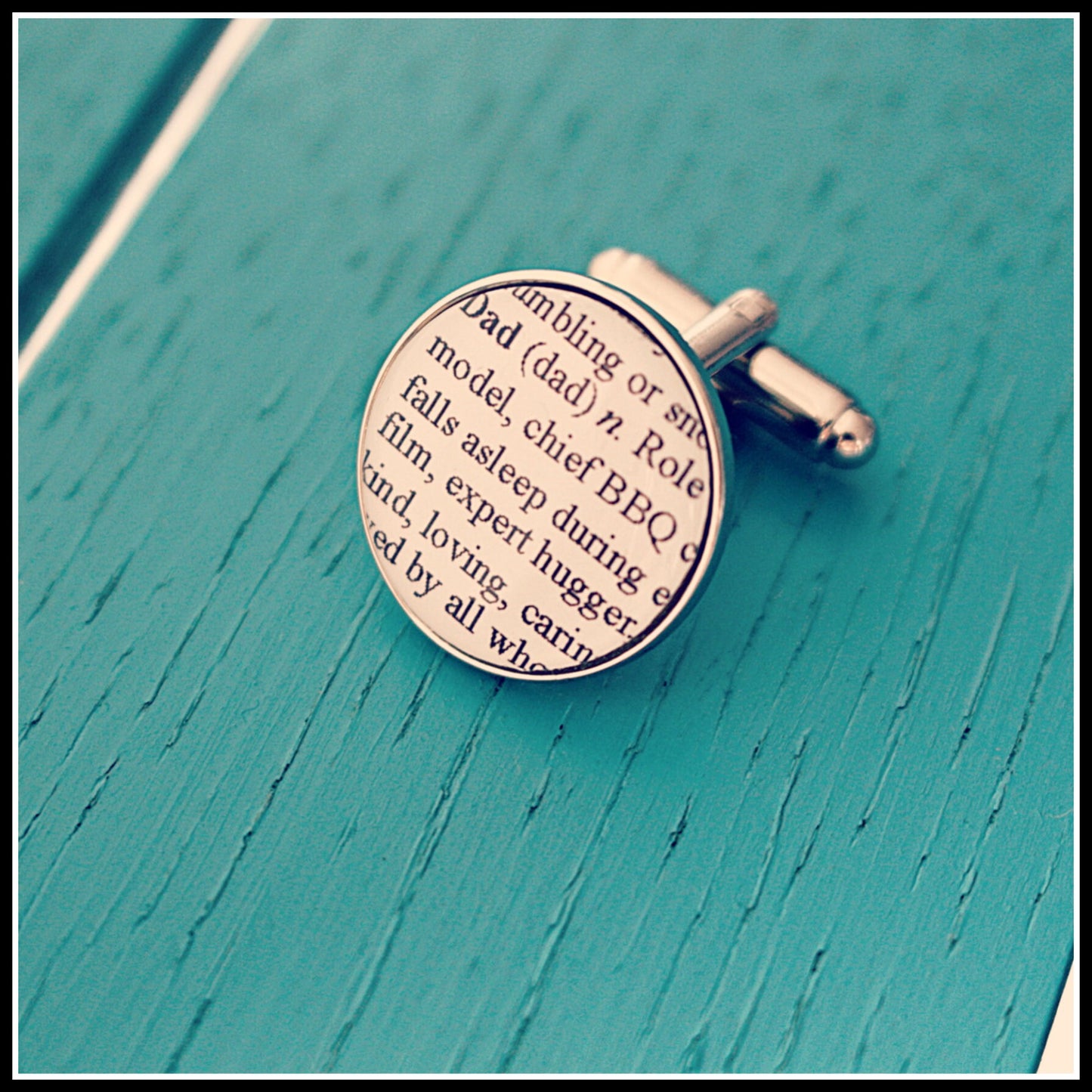Customised dictionary definition - Dad, daddy, father, insults! Personalised definition of your dad. Personal gift for dad Christmas for Dad