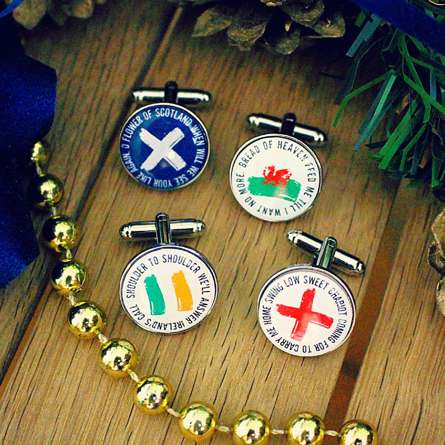 Swing Low Sweet Chariot Cufflinks. England Rugby Fan. Rugby gift for him.Rugby Anthem. Six Nations. Twickenham. Present for dad. St Georges.