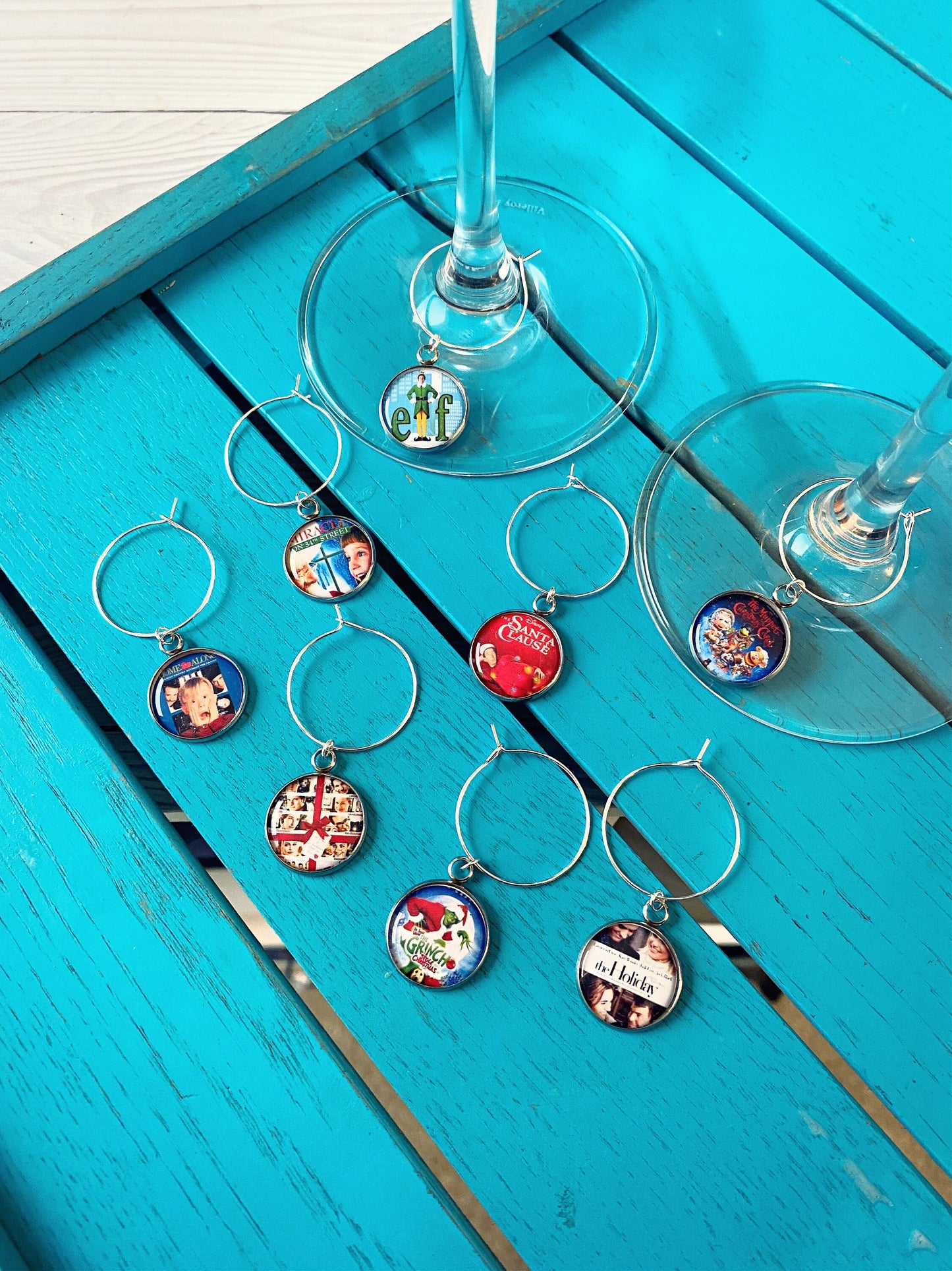 Christmas Movie Wine Charms. Holiday Film Poster Gift. Elf. Santa Clause. Grinch. Home Alone. It's a Wonderful Life. Muppets. Personalised.