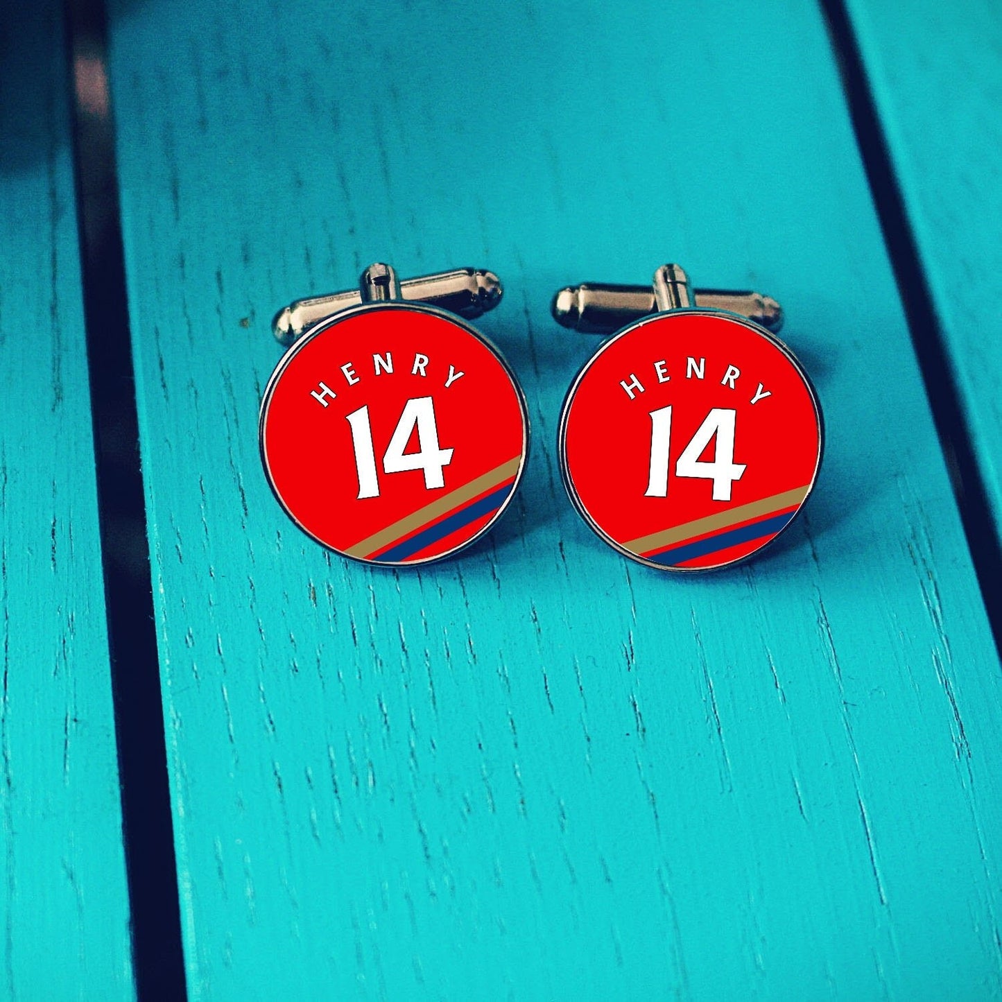 Arsenal Football Shirt Cufflinks. Emirates Stadium. Highbury. Gift for Arsenal Fan. Gunners. Road Sign Tie Bar. Personalised Pocket Watch